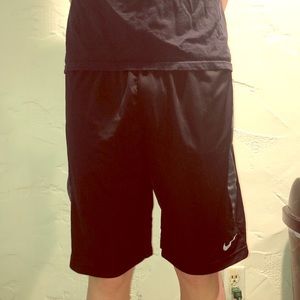 Comfy black nike basket ball shorts
